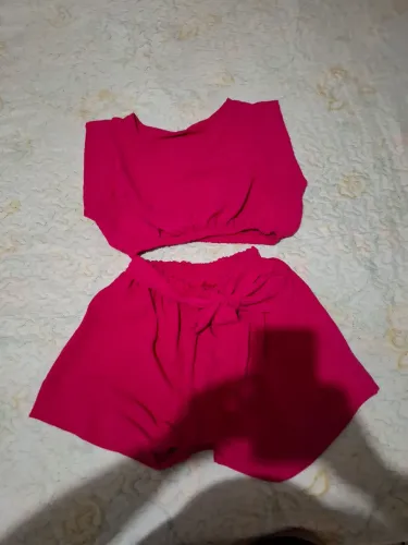 Vendo conjunto feminino, rosa Pink