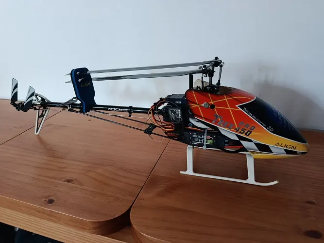 Helicóptero align T-Rex 450 fbl kbar mini