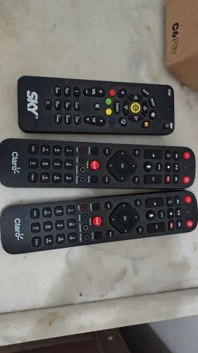 Controles Claro tv e Sky