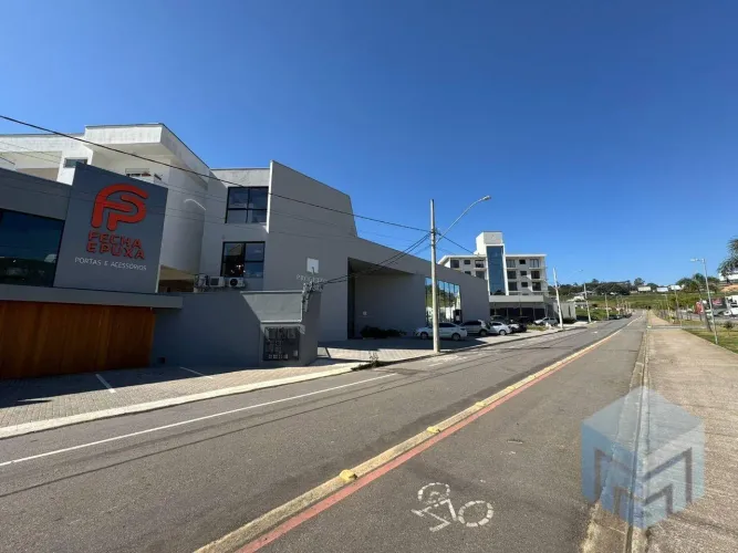 Loja para alugar, 218 m² por R$ 5.805,83/mês - Santa Luiza - Varginha/MG