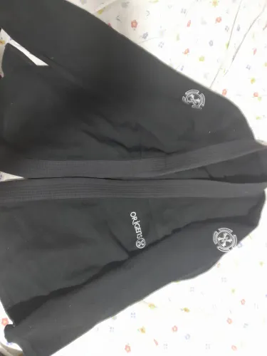 Roupa jujitsu preta