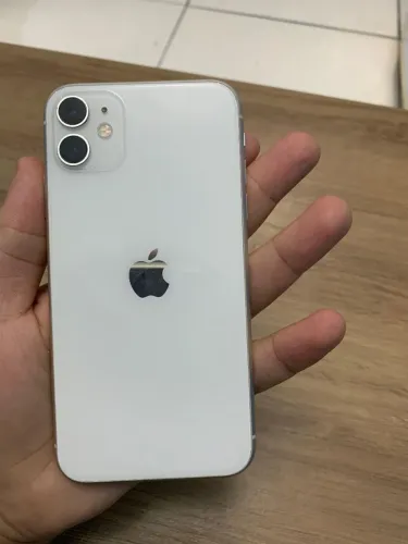 iPhone 11 64gb nunca aberto e sem defeitos ?