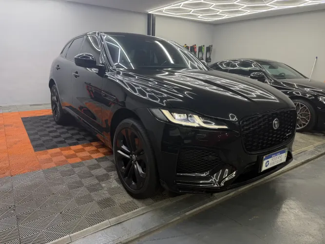Jaguar F-Pace 2.0 R-dynamic SE 404cv (hibrido) 2024