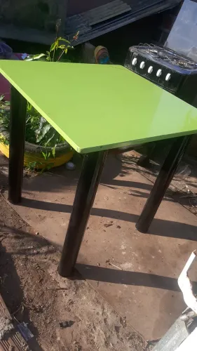 Mesa de mármore