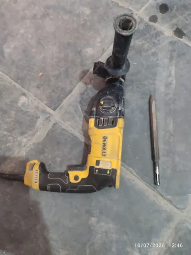 Martelete DeWalt D25133
