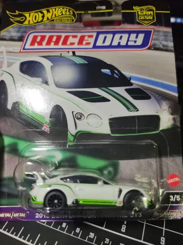 2018 Bentley Continental GT3 Hot Wheels Race Day