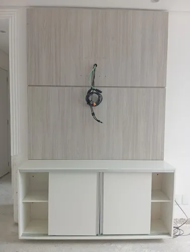 Vendo painel de tv com Rack suspenso !