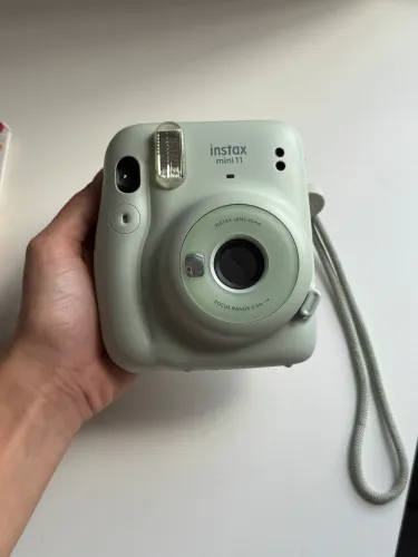 Câmera Polaroide Instax Mini 11