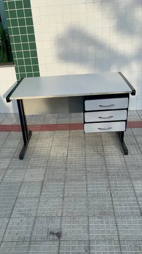 Mesa de escritório 