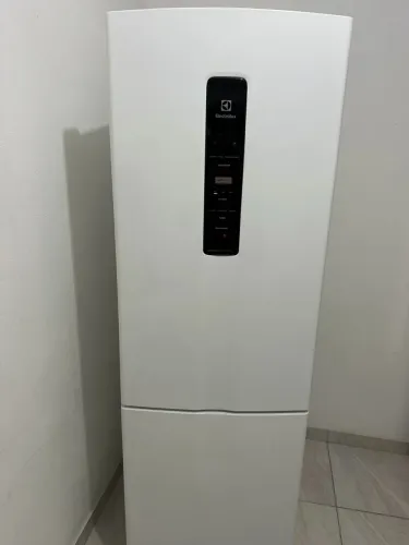 Geladeira Eletrolux ib45