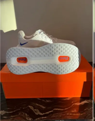 Nike Vomero Premium White Lapis