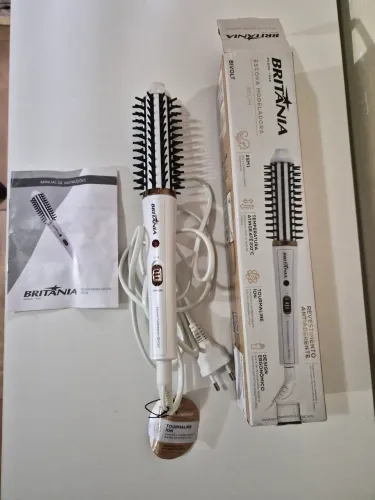 Escova Modeladora Britânia BEC04 Bivolt - Seminova na Caixa Completa