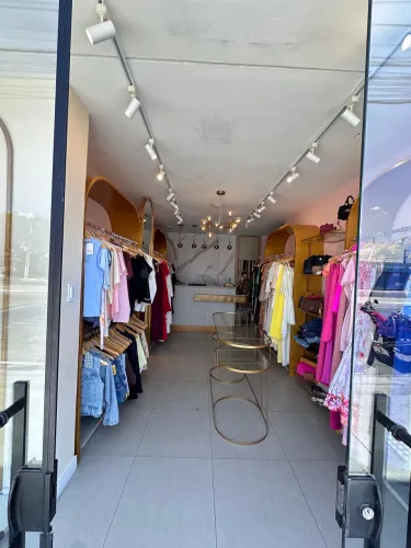 ? OPORTUNIDADE PARA QUEM QUER TER UMA LOJA PRONTA PARA EMPREENDER! Repasse de loja