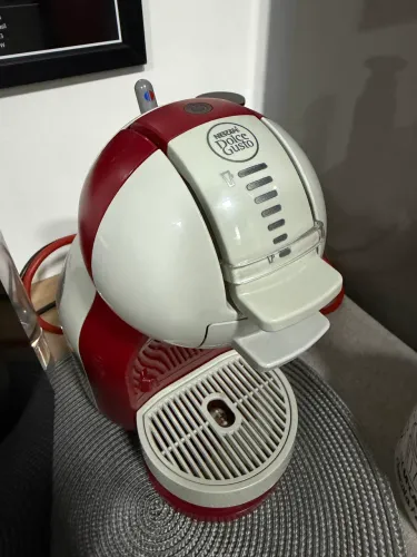 Cafeteira Dolce Gusto