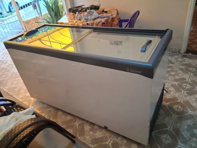 Freezer horizontal gelopar 534 litros, 220v.