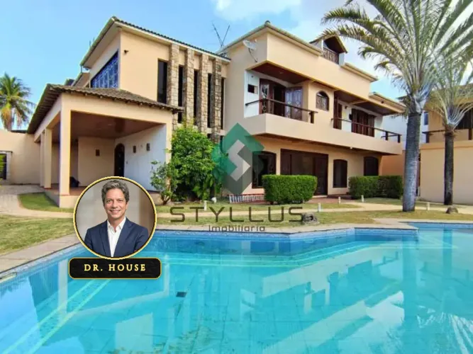 Residência Suntuosa de Luxo com 678m² em Higienópolis! M94U
