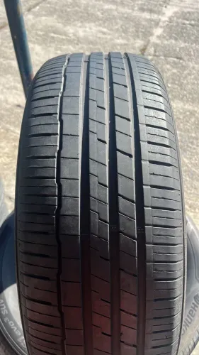 Pneu Hankook 225/55 R19