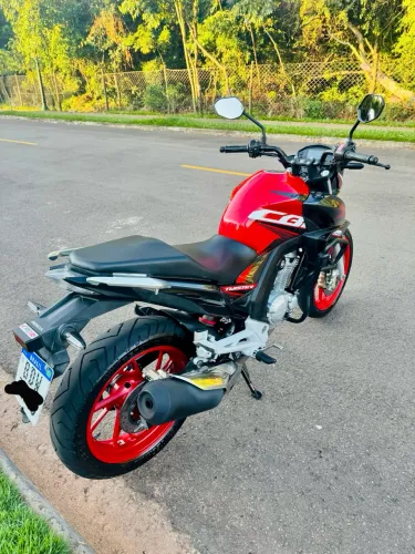 Honda CB 250 TWISTTER 2020
