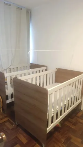 Dois berços estado de novos 