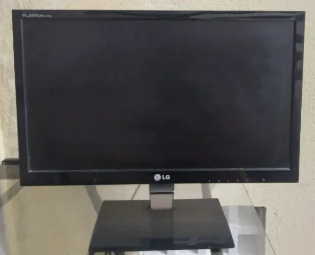 Monitor LED LCD com tela widescreen de 18,5? E1960TT