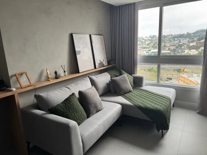 Sofá cinza 2,5m com chaise