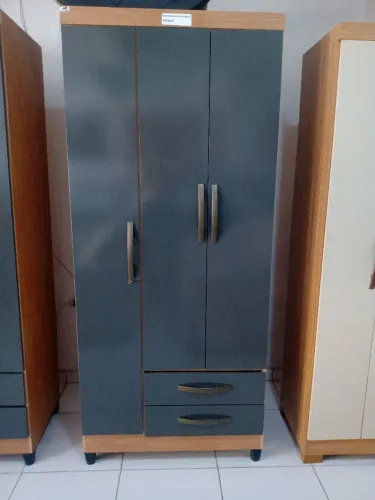 Roupeiro 3P C/Chave ( Espelho Opcional)