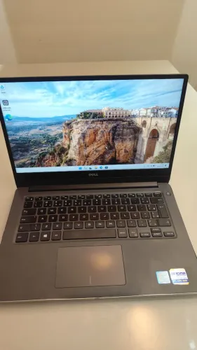 Notebook Dell Inspiron 14 7460 i5 7ª Ger 8GB Ultrafino Alumínio Tela Full HD 689 GB