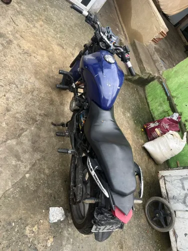 Cb 300 ano 2011 