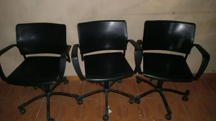 3 Cadeiras de Escritório Flexform - Excelente Estado - R$ 900,00