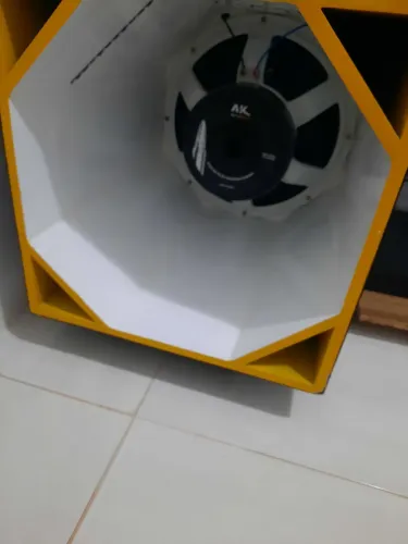 Vendo caxote de 18 valor $400
