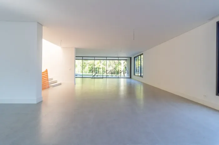 Venda Casa em Condomínio 4 Dormitórios - 845.83 m² Chácara Santo Antônio