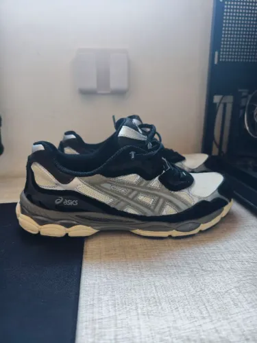 Tenis Asics Gel NYC Ivory Clay Grey 40 BR