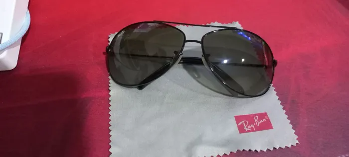 Óculos rayban original com pouco uso!!!!!