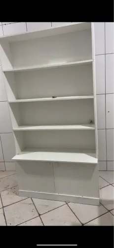 Prateleiras para loja