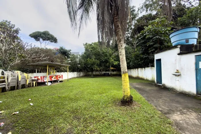 Área Comercial com Bar/Restaurante + 4.565 m² | Povoado do Cocão | zona rural de Santo Ant