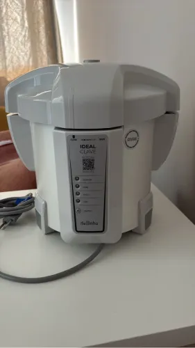 Autoclave e kit de unha em gel