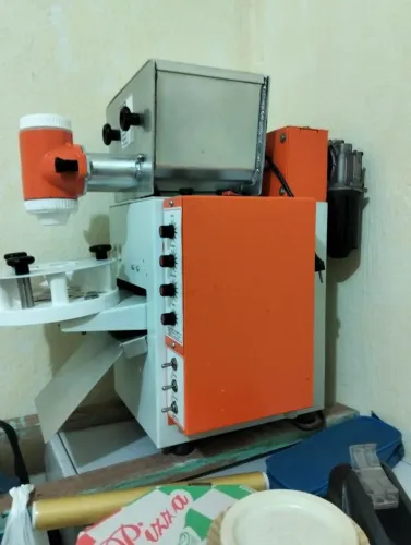 Máquina de salgados 