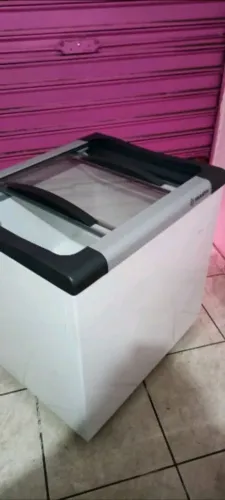 Freezer horizontal Tampa de vidro Metalfrio 185L, congelador, expositor, gelo saborizado