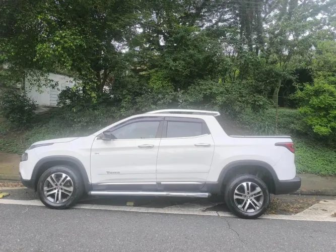 Fiat Toro Volcano 2.4 16V Flex Aut. 2019