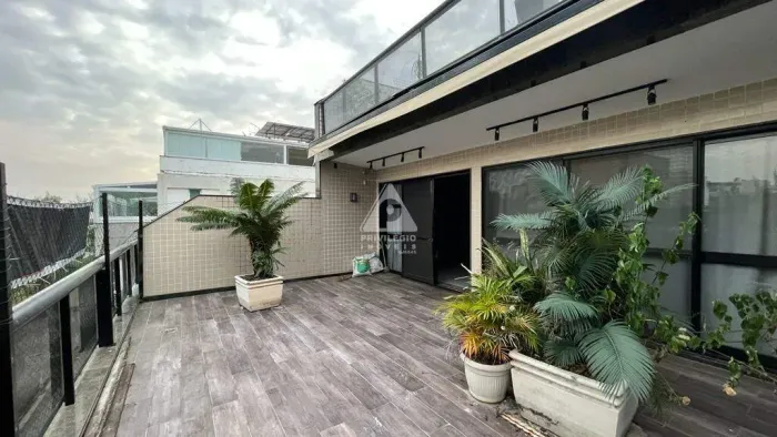 Cobertura Duplex Exclusiva na Rua José Américo de Almeida