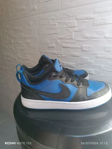 Nike borough azul