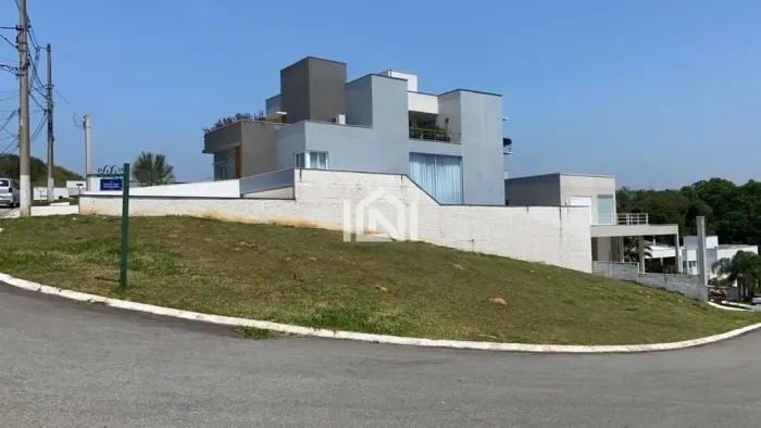 Terreno à venda no condominio São Paulo II