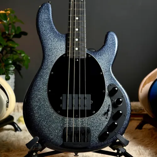 Baixo Musicman DarkRay Starry Night 2021