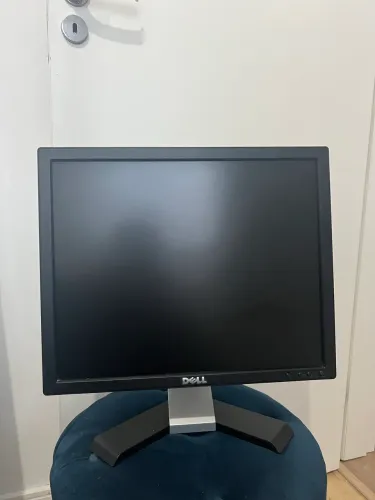 Monitor Dell 17 polegadas em perfeito estado.