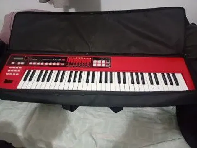Teclado Roland xps 10 vermelho 