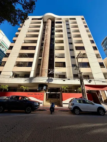 Aluga-se apartamento 02 quartos com 01 suite em Itapuã