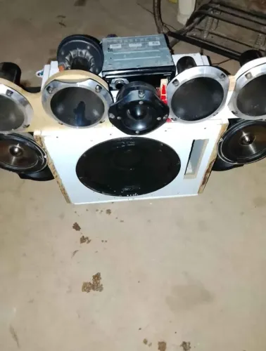 TROCO grave de 12 650W em 2 GRAVE DE 10