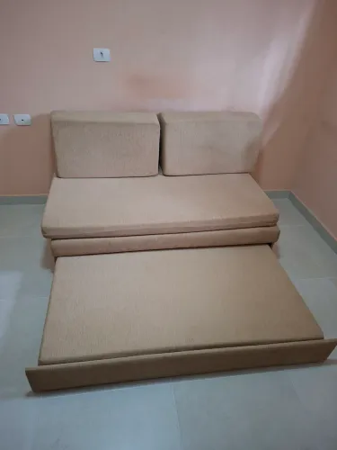 Sofá cama pequeno