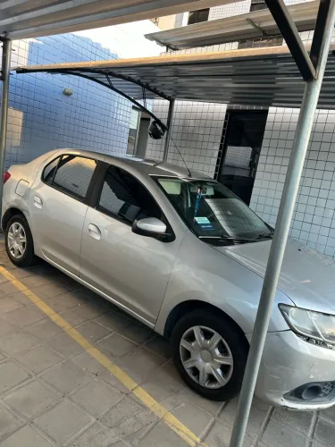 Renault Logan Expression Hi-flex 1.6 8V 4P 2017