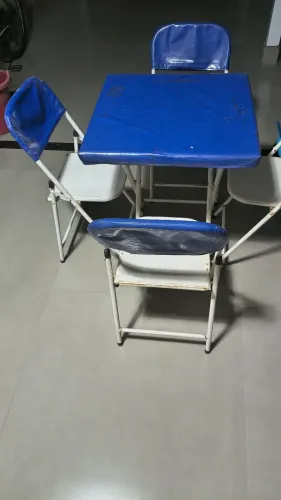 Jogos de mesa de bar de ferro.